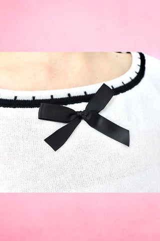 Wide round neck ribbon knit sweater